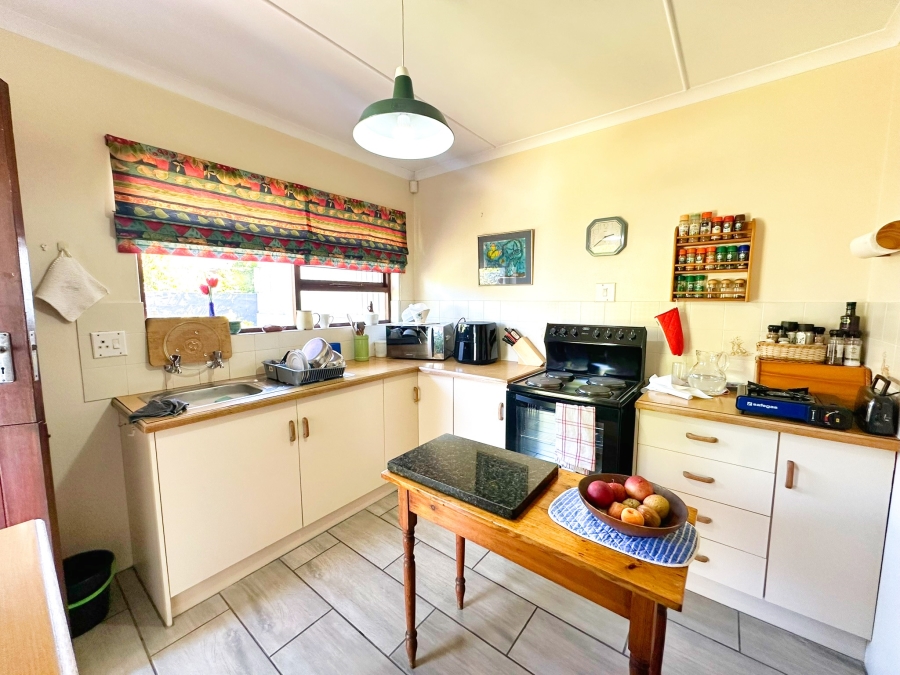 2 Bedroom Property for Sale in Meedingsride Western Cape